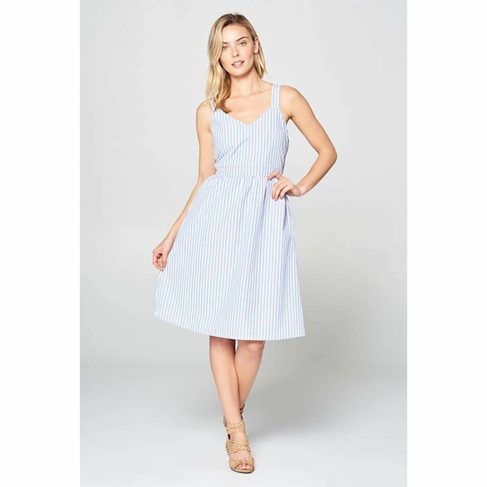 NWOT Renee C Summer Dress In Size M